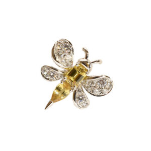 NADIA Petit Trianon Lucky Bee PT/K18PG非加熱サファイアブローチ　QFSBR N1023