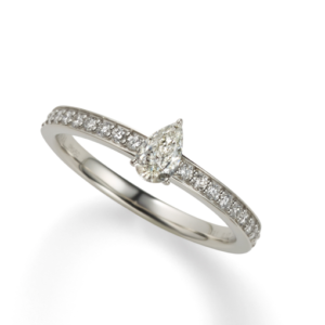 NADIA La Ligne PT950ダイヤリング ペアシェイプ QRNDP2081