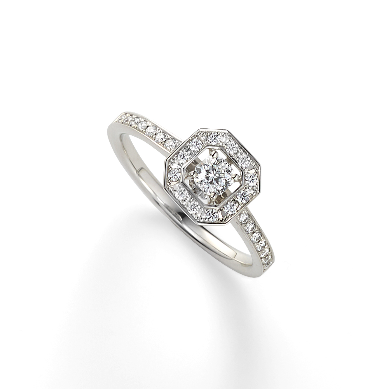 NADIA Holiday Collection　Polestar117　PT950ダイヤリング QRNDX2192