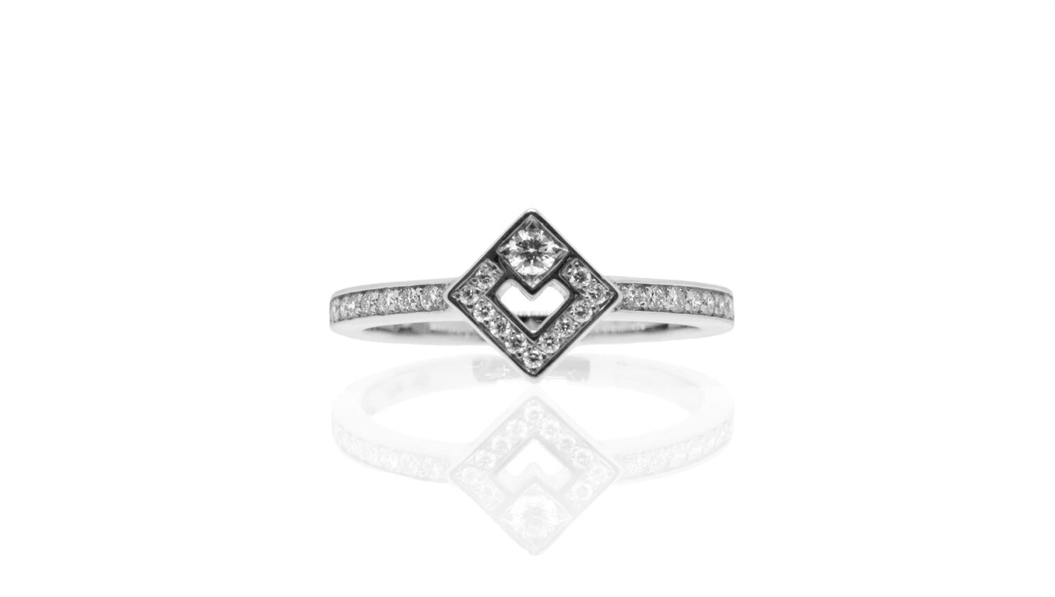 KORLOFF Eclat K18WGダイヤリング WFRKF EC001