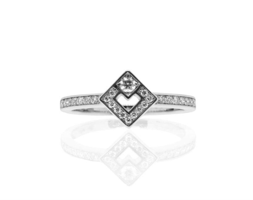 KORLOFF Eclat K18WGダイヤリング WFRKF EC001