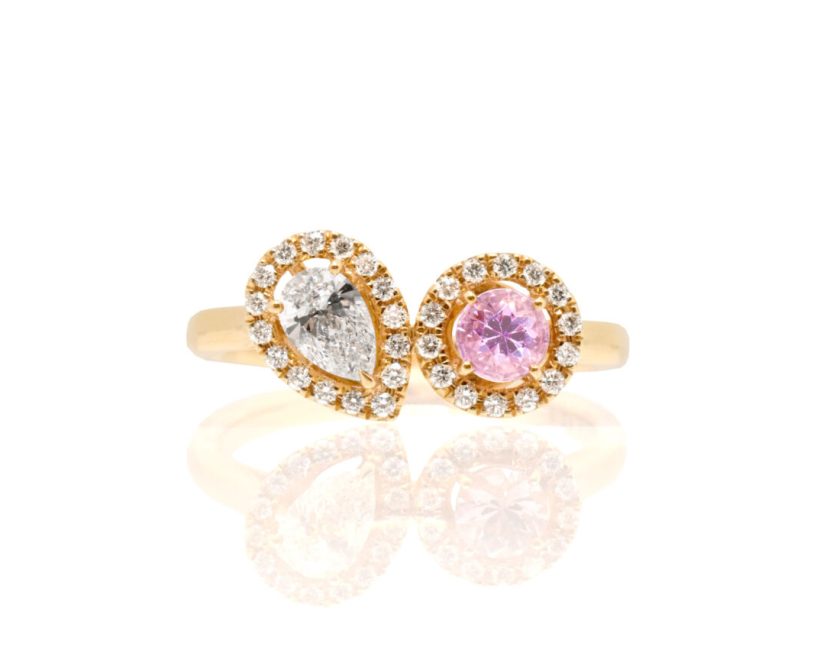 NADIA Petit Trianon K18PG非加熱サファイアリング ペアシェイプ・ラウンド CRNDP2095